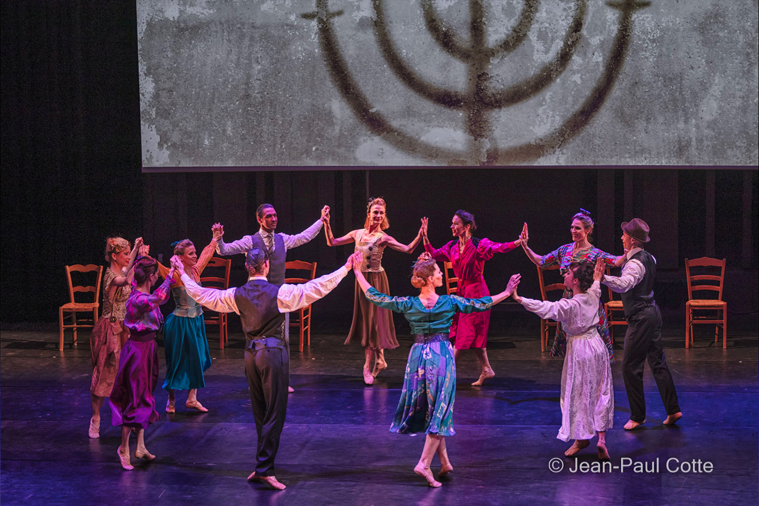 accueil Yonah et Chaïm juif ballet Marseille groupe danseurs compagnie de danse néoclassique acontretemps