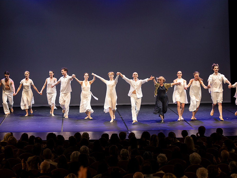 Accueil Yonah et Chaïm juif ballet Marseille groupe danseurs compagnie de danse néoclassique acontretemps