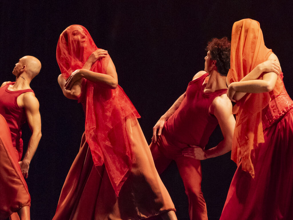De fuego - ballet Marseille groupe danseurs compagnie de danse néoclassique acontretemps